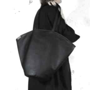Shelly bag czarna torba w kształcie koszyka na ramię hairoo vegan, koszyk, muszla, duża