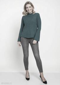 Sweter z delikatną stójką, swe175 zielony mkm swetry, rękawy, wzory, jesień, modny