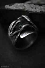 Srebrny pierścionek ze dziki królik szmaragd, surowy pierścień, szmaragdem, wiedźma, srebro