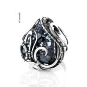 Osobliwość virgo - srebrny pierścień z kwarcem tytanowym miechunka srebro, kwarc, tytan