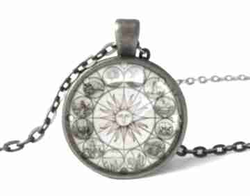 Naszyjnik, medalion: słońce: kompas, vintage, prezent