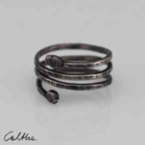 Wężyk - miedziany pierścionek 190511-03 caltha, metalowy, prosty, regulowanyy