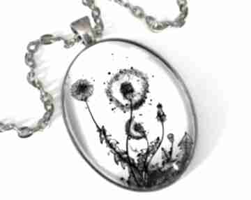 Dmuchawiec owalny medalion łańcuszkiem owal kwiaty prezent