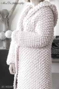 Pale pink chunky swetry mon du sweter, kardigan, gruby, kaptur, dziergany