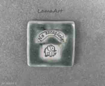 Uroczy ceramiczny magnes słonik magnesy lama art