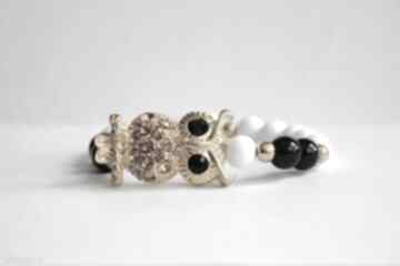 Bracelet by sis: cyrkoniowa sowa w biało-czarnych koralach, cyrkonie, złoto, biały, nowość