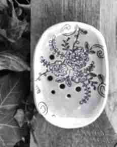 "niebieska koronka" enio art mydelniczka, podstawka na ceramika, łazienka