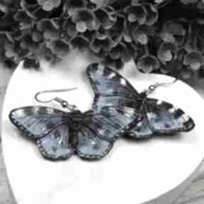 Motyle - kolczyki wiszące w odcieniach niebieskiego, granatu i czerni kameleon koczyki