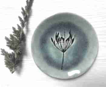 Talerzyk z roślinką ceramika ana