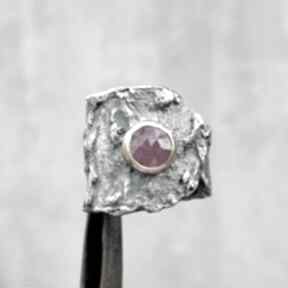 Rubin - masywny pierścień zofia gladysz pierścionek z rubinem, srebro i złoto