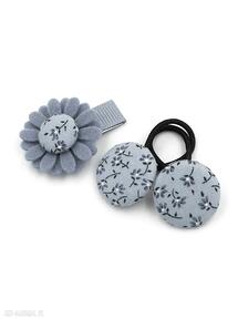 Komplet spinka kwiatek i gumeczki blue little flowers dla dziecka momilio art gumki do włosów