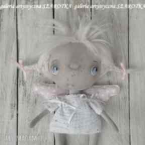 Aniołek lalka - dekoracja tekstylna, seria "cute angel", ooak szarotka, szmaciana, na prezent