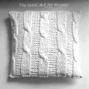 Dziergana poszewka na poduszkę poduszki the wool art, biała