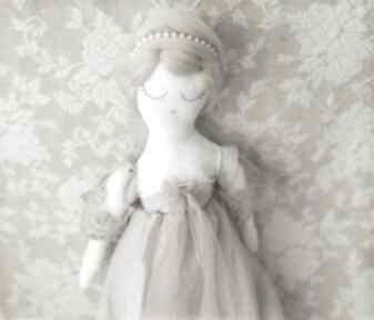 Romantyczna bajka - panna darcy lalki bajkoszycie, retro, szmacianka, koronka, perełki