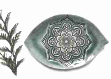 Dekoracje ceramika ana podstawka na biżuterię, artystyczna, etniczne wnętrze, talerzyk