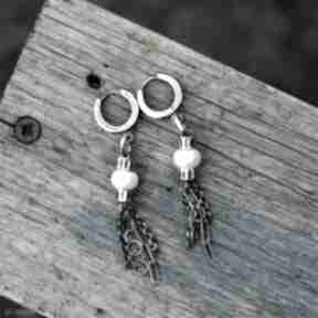Perły - kolczyki magdalena markowicz z chwostem, srebrny chwost, wiszące kolczyi, z modny