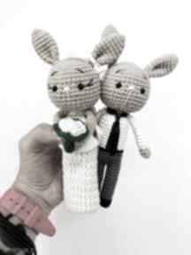 Młoda para ręcznie robione ślub splotomaniaa króliczki, prezent maskotki, pamiątka ślubu