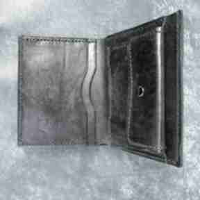 Czarny portfel na bilon ze skóry ręcznie uszyty robert zmuda, skórzany, prezent, męski