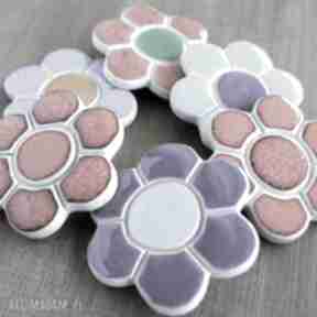 Ceramiczne kwiaty - magnesy ceramika pracownia ako, kwiatki, kolorowe, wielkanoc, wiosenne