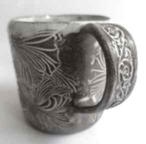 Kubek "kwiatowo - karmelowo" ceramika eva art rękodzieło, z gliny, ręcznie zrobiony, użytkowa