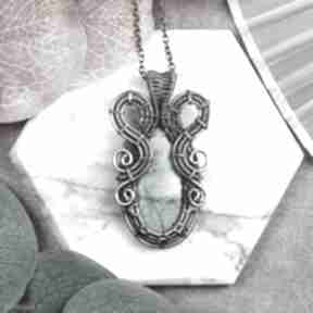 Miedziany wisiorek wire wrapping szatukitem #527 kamieniem amulet