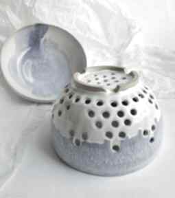 i miska ceramika kate maciukajc użytkowa, ceramiczna, durszlak, na owoce, prezent handmade