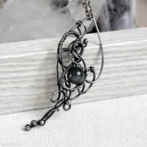 Agat mszysty - naszyjnik z wisiorem na łańcuszku pracownia miedzi wire wrapping, z biżuteria