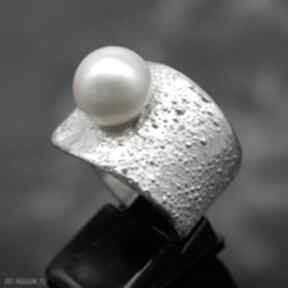 Srebrny pierścionek z - purro 3 branicka art srebro, perła, hodowlana, naturalna, biała