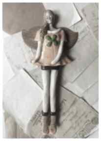 szafranowy z wylęgarnia pomysłów ceramika, anioł, koniczyna
