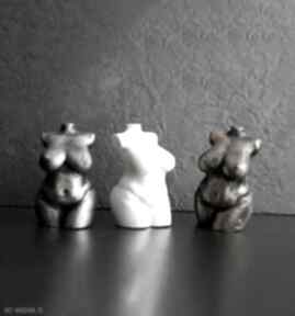 Trzy małe kobietki wysokie na ok 4,6 cm zestaw 1 dekoracje justyna jaszke figurka kobiety