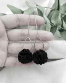 Czarne kwiaty, długie z kwiatami, soutacheria kolczyki, na przyjęcie, prezent dla mamy