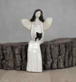 Anioł z kotkiem ceramika kącik pomysłów, ceramiczny, wykonany ręcznie