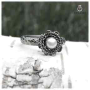 Perła i srebro - pierścionek 1498a r 9 chile art, z i, srebrny kwiat