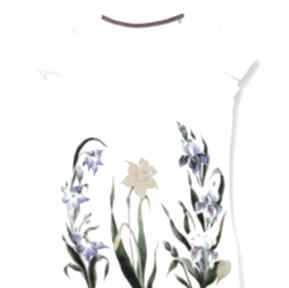 Upominek. Malowana w free froo bluzka, koszulka, kwiatki, polne kwiaty, romantyczny, prezent