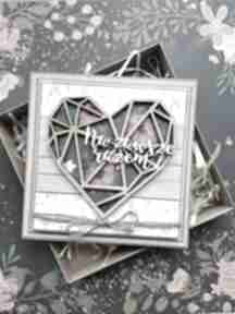 ślubna z geometrycznym sercem w pudełku kartkodzielo kartka, ślub, wesele, serce, miłość