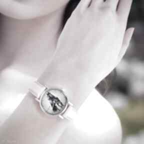 Zegarek mały - czarny koń, malowany skórzany, pudrowy róż zegarki yenoo, pasek, autorska