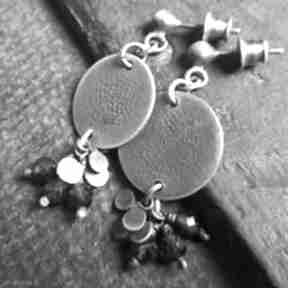 Kolczyki ze srebra z granatami treendy srebrna, wiszące, sztyfty, na prezent, boho