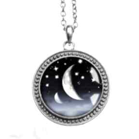 Moon - piękny duży naszyjniki gala vena długi, medalion, szkło, księżyc, granat