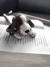 Szydełkowa zakładka do książki pies minimis, szydełko - rękodzieło