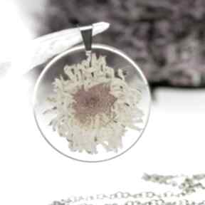 Naszyjnik z prawdziwymi suszonymi kwiatami, rośliny w żywicy z1523 herbarium jewelry kwiaty