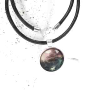 nebula gala vena z grafiką, unikatowy naszyjnik, ze szkłem, z rzemieniem, oryginalny kolia