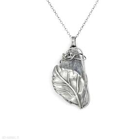 Naszyjnik liść z kianitem naszyjniki ladyc roślinny, listki, srebrny, inspirowany naturą