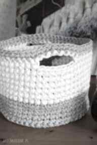 Szydełkowy koszyk z rączkami wykonany bawełny zpagetti dom wnetrze, kosz, przechowywanie