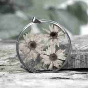 Naszyjnik z kwiatami w cynowej ramce z88 herbarium jewelry wisior z beżowy, okrągły wisiorek