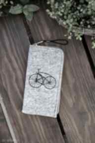 Etui na telefon - vintage bike happy art smartfon, pokrowiec, futerał, rower, z haftem