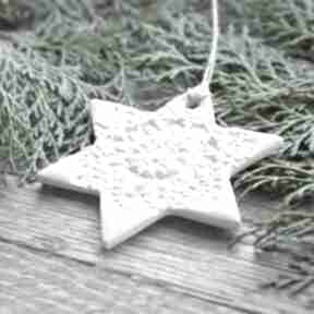 Gwiazdka, śnieżynka zawieszka choinkowa ceramiczna - na choinkę - upominek świąteczny