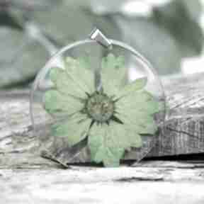 Okrągły wisior z suszonym kwiatem z292 naszyjniki herbarium jewelry zielony, żywicy
