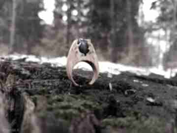 Drewniany pierścień lączony z żywicą "druid's ring" fjordkjede etniczny, boho, natura