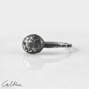 Kamyk - srebrny pierścionek rozm 16 2211-11 caltha, nieregularny minimalistyczna biżuteria