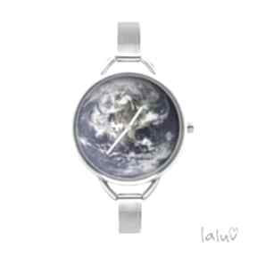 Zegarek z grafiką planeta ziemia zegarki laluv bransoleta, glob, kontynenty, chmury, prezent